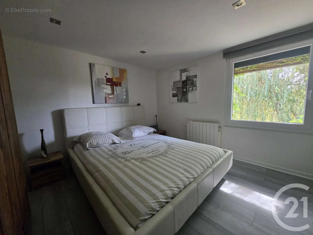 Maison 180 m² à Les Baux-De-Breteuil  - photo 16