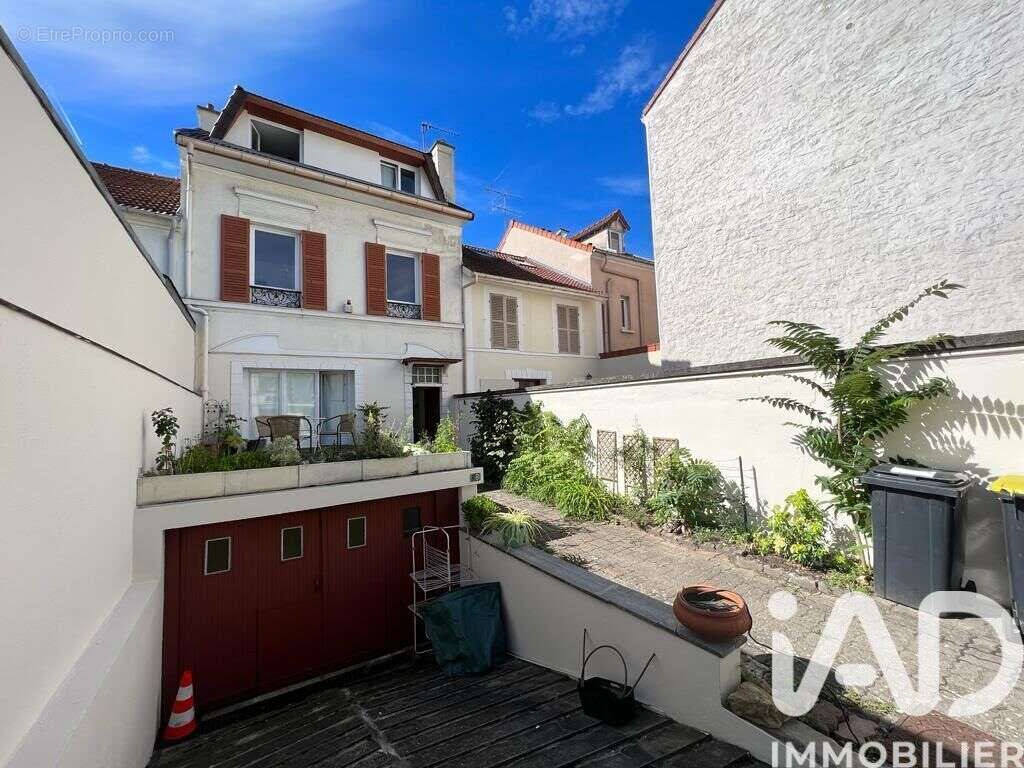 Photo 6 - Maison à SAINT-MAUR-DES-FOSSES
