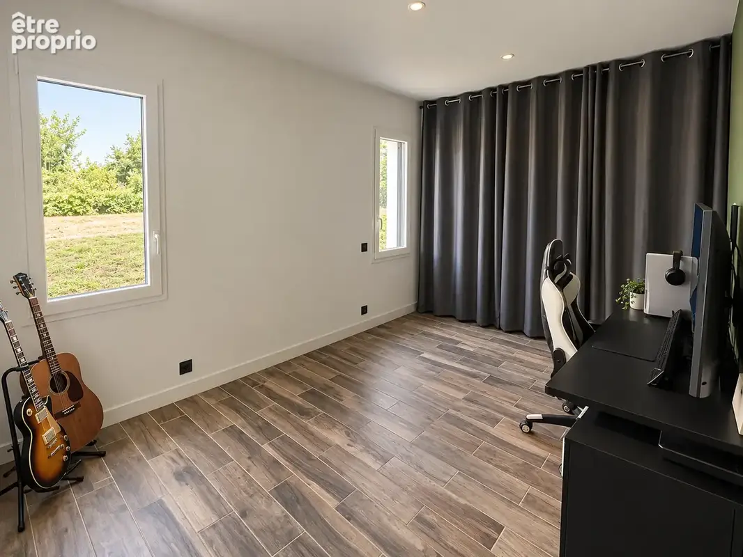 LANDERONDE   Maison de plain-pied avec véranda et suite parentale - photo 7