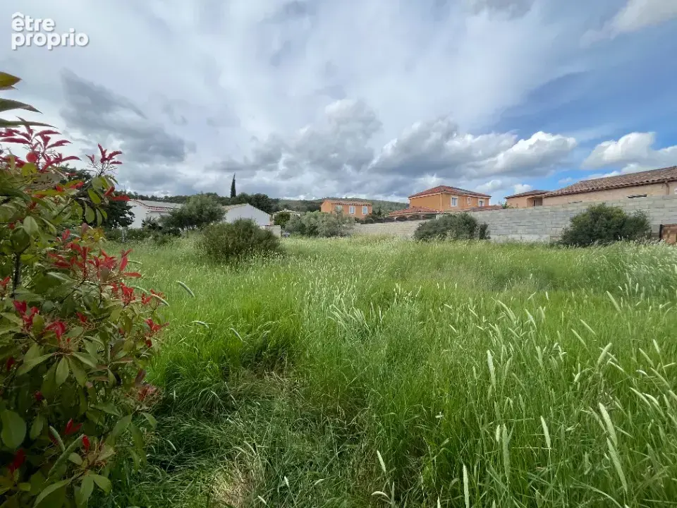 Photo Terrain à Le Cannet-Des-Maures au prix de 156 600€