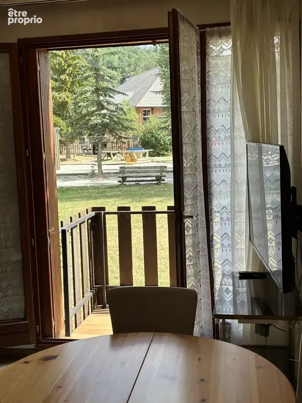 Vue du balcon sur le coeur de station