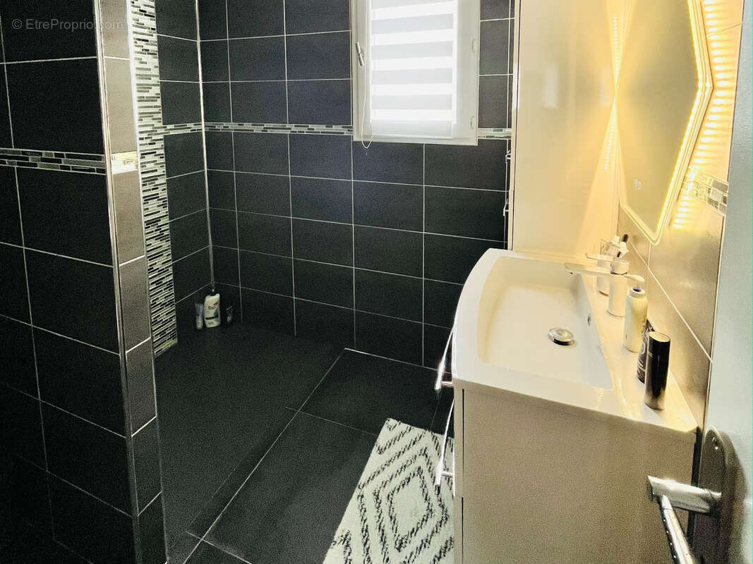 Maison à SAINT-ROMAIN-SUR-CHER