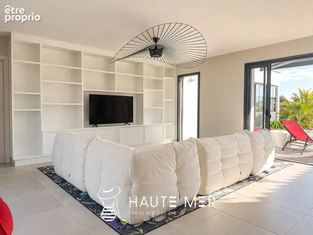 ANTILLES - Villa contemporaine sur plus de 2000 m2 de terrain - photo 4