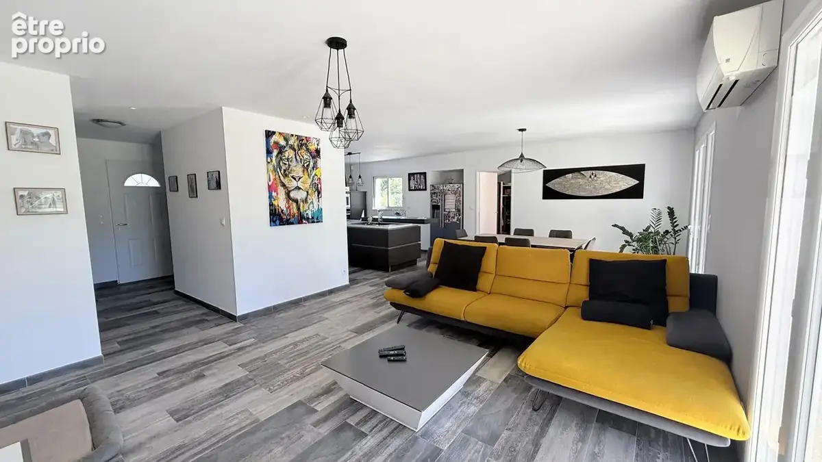 Aix en provence (Nord) Villa T5 lumineuse sur parcelle de terrain de 1250 m2 avec piscine. - photo 4