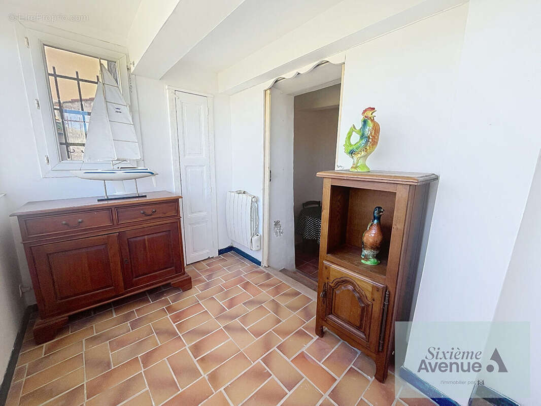 Maison à SIX-FOURS-LES-PLAGES