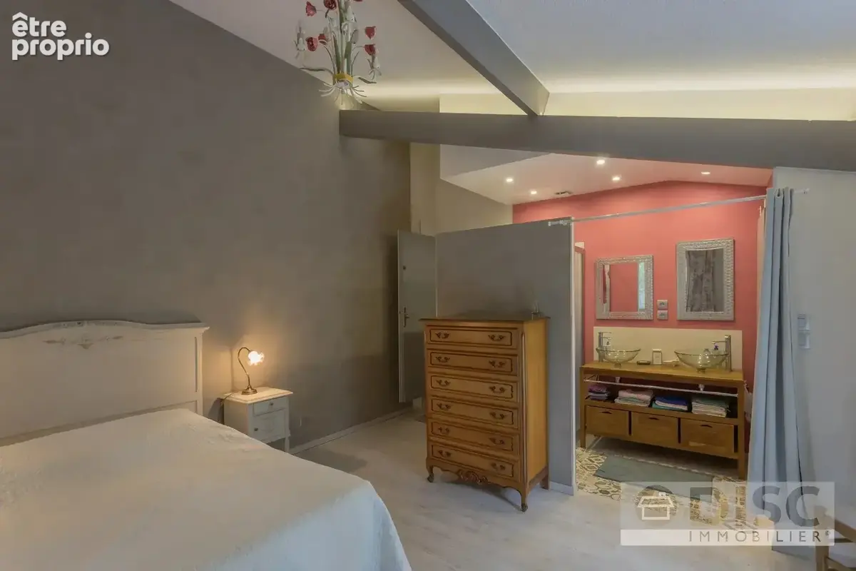 Belle maison spacieuse avec piscine à proximité de Septfonds. - photo 10