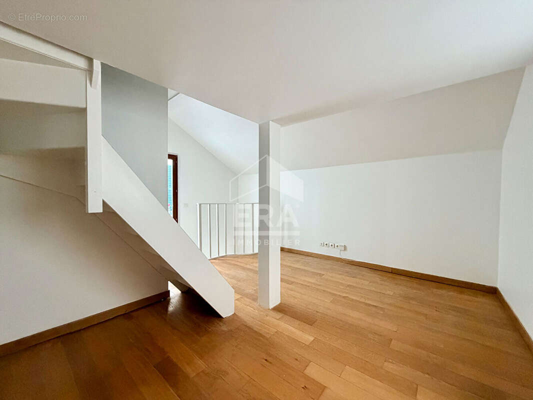 Appartement à SEVRES