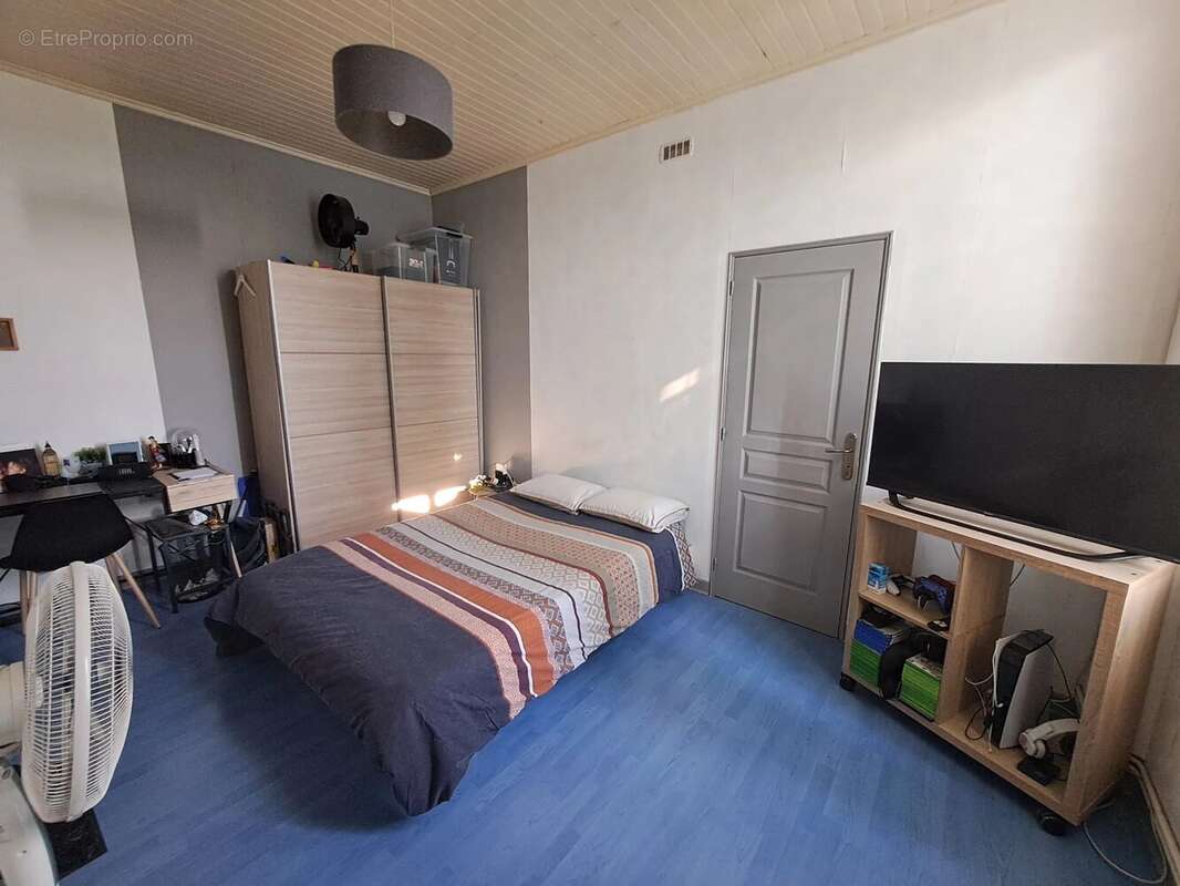 Maison à SAINTE-BAZEILLE