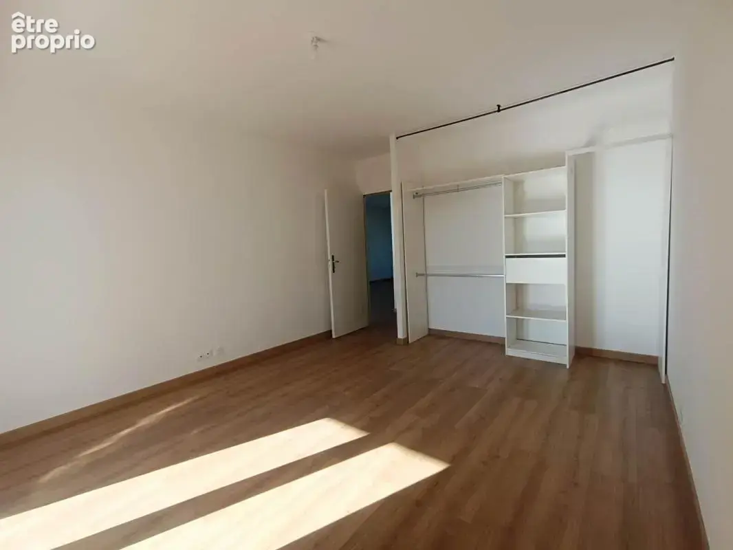 Appartement Istres 4 pièce(s) 101 m2 ET Terrasse - photo 10