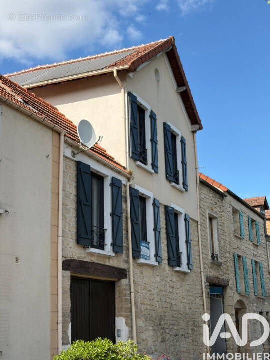 Photo 1 - Maison à CARRIERES-SUR-SEINE