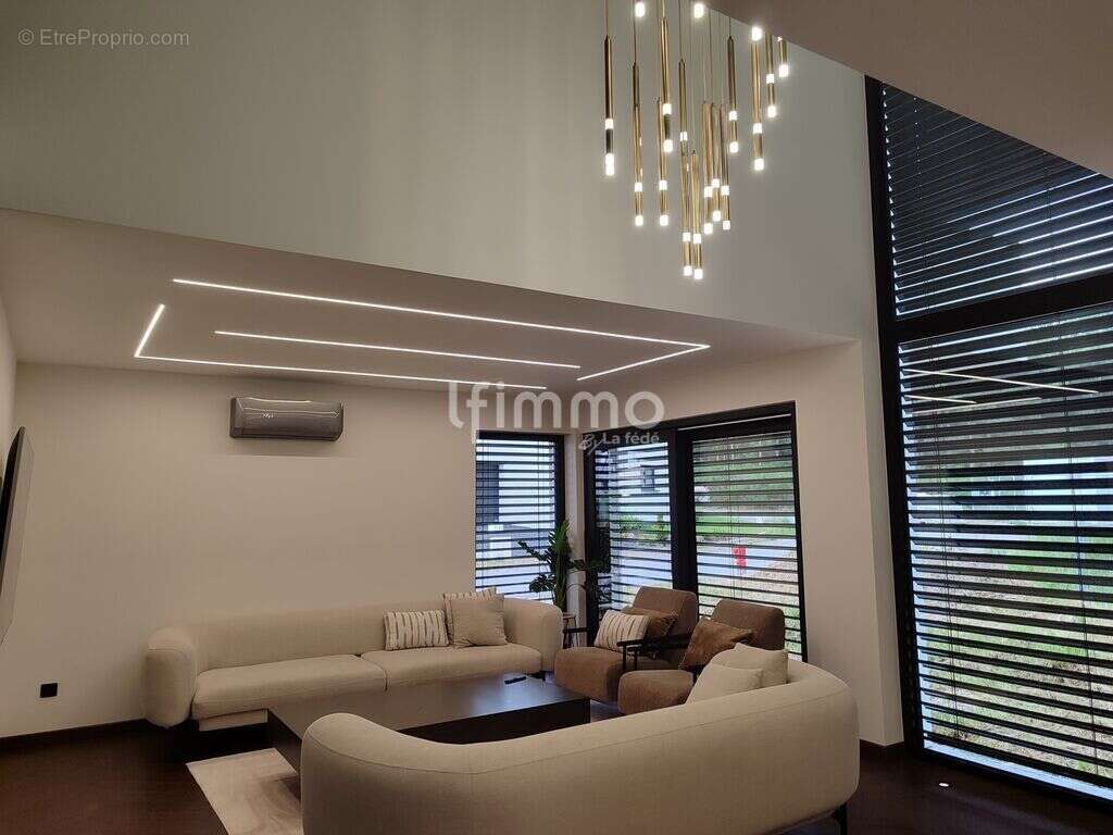 Maison d'habitation - photo 3