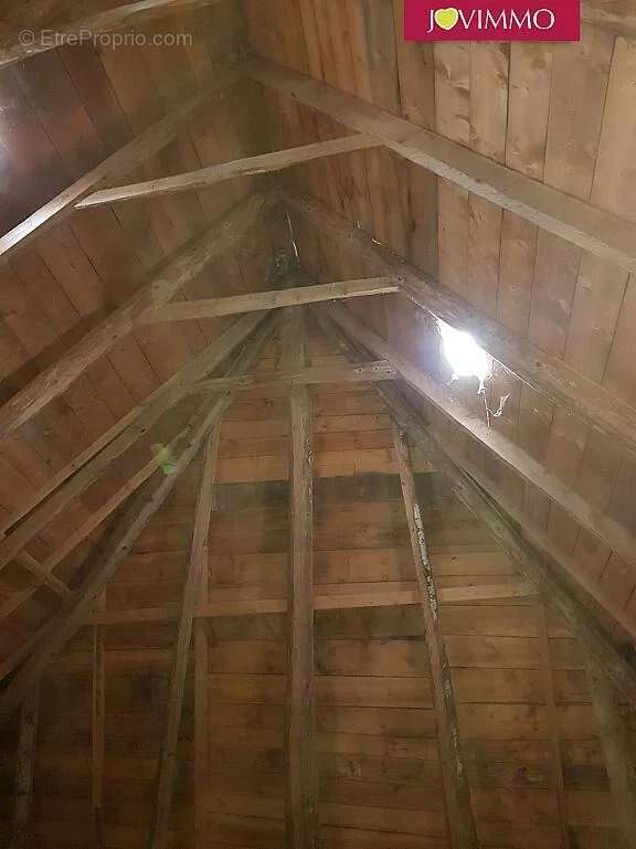 Maison à SAULZET-LE-FROID