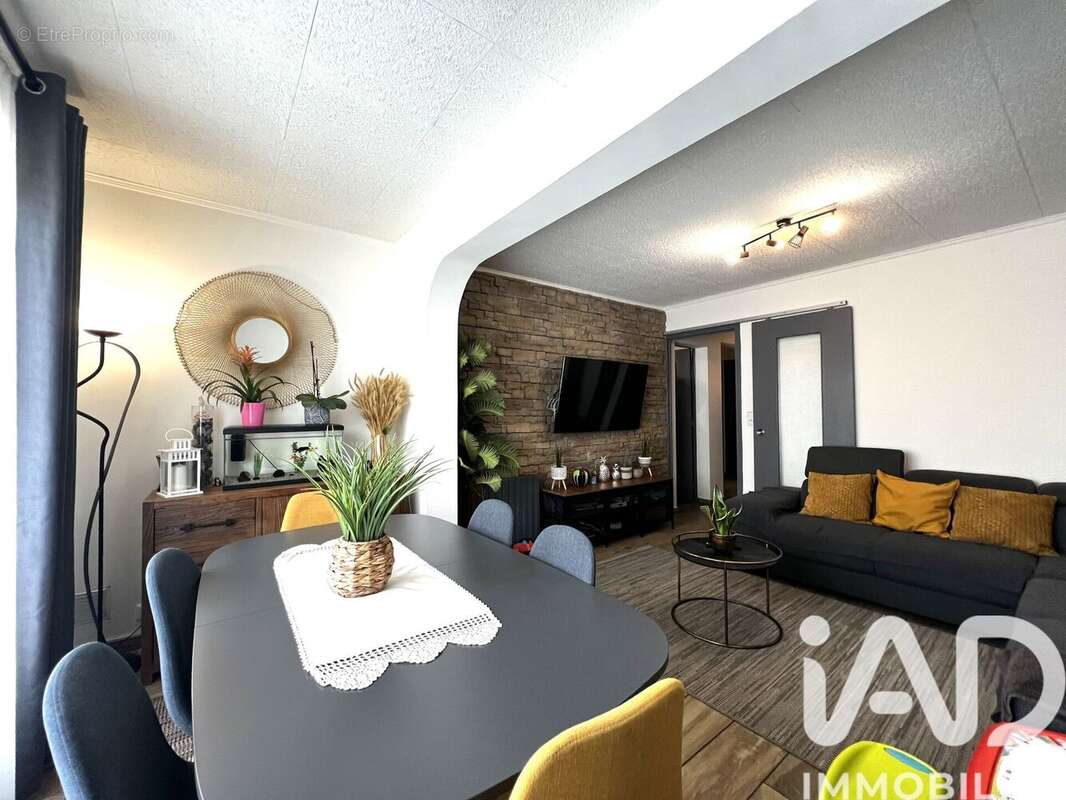 Photo 5 - Appartement à PARAY-VIEILLE-POSTE