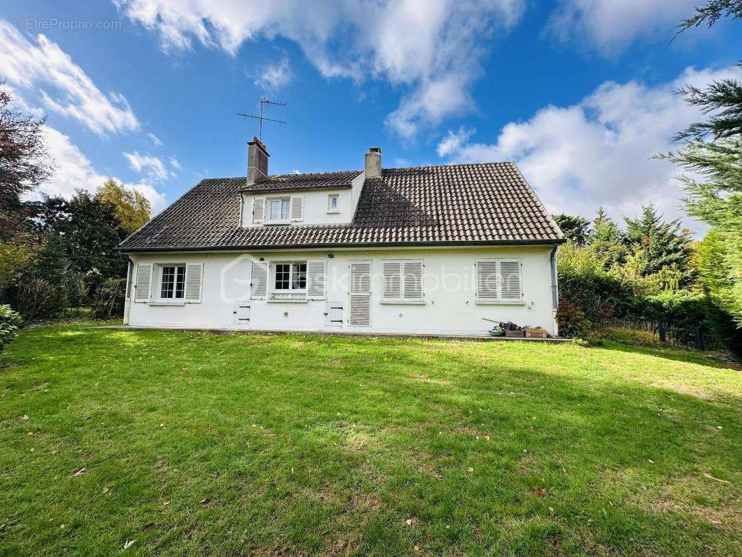Maison à BOIS-LE-ROI
