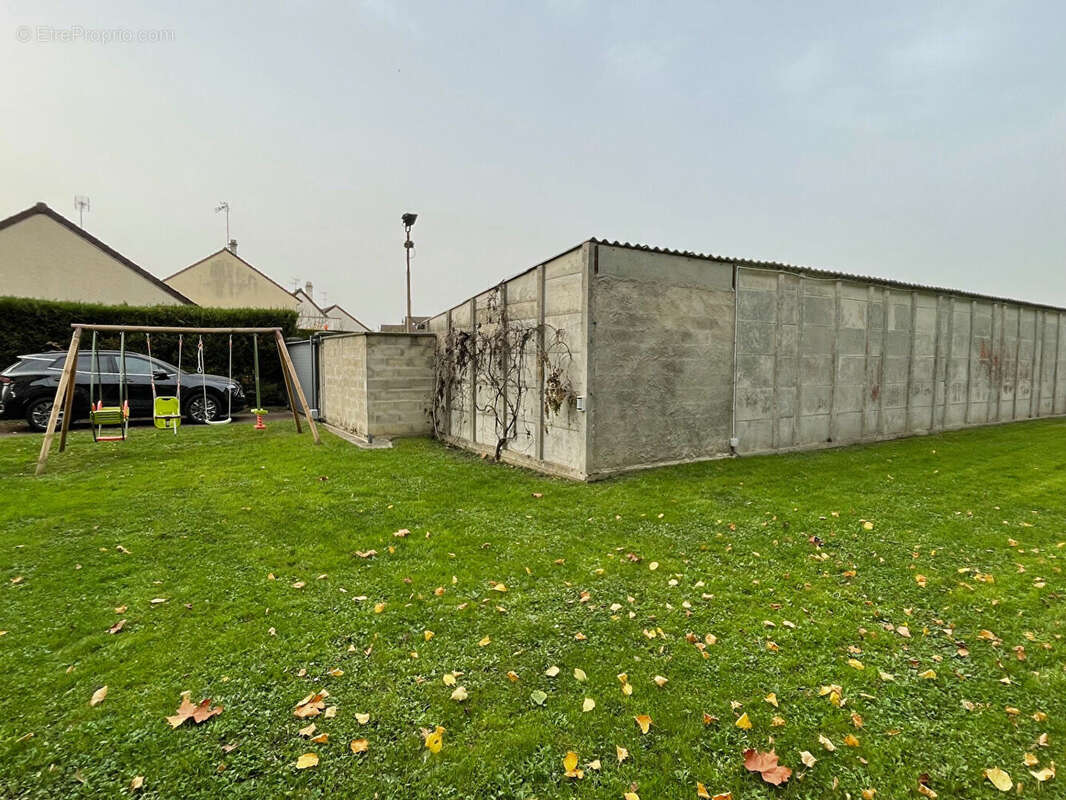 Terrain à LAGNY-SUR-MARNE