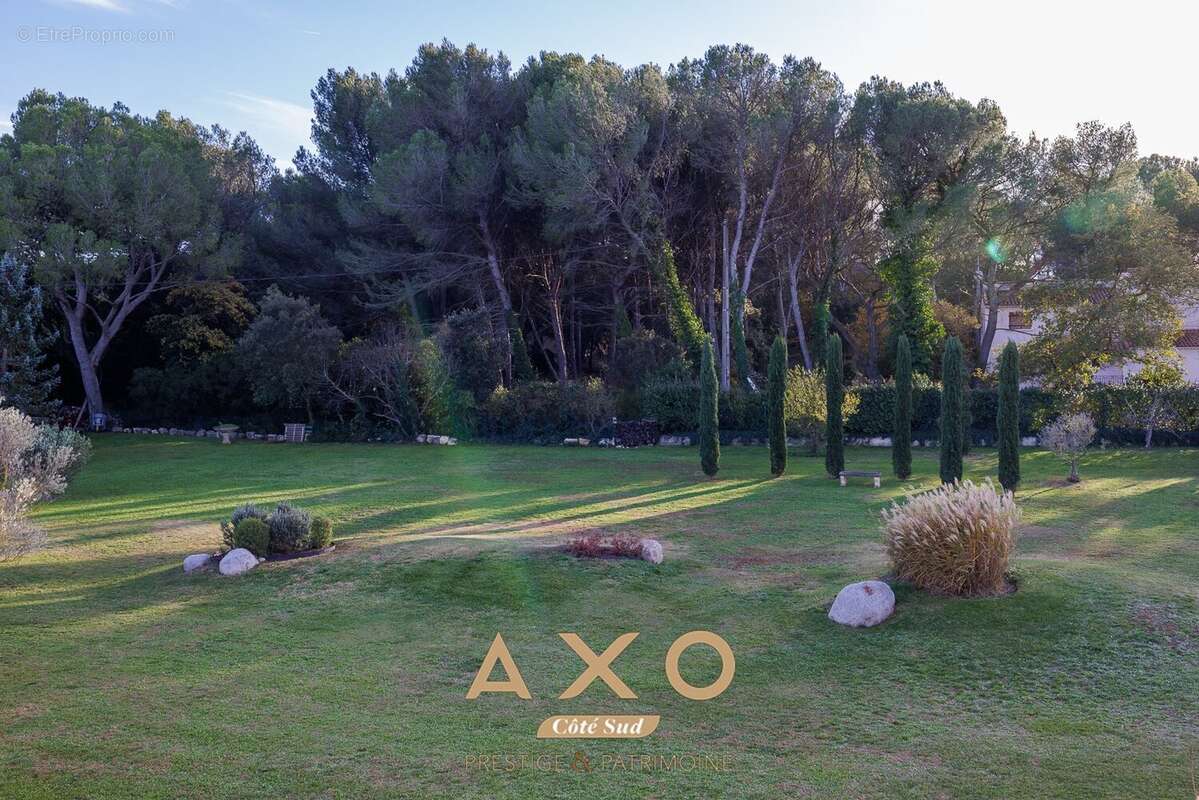 Maison à SAINT-CANNAT