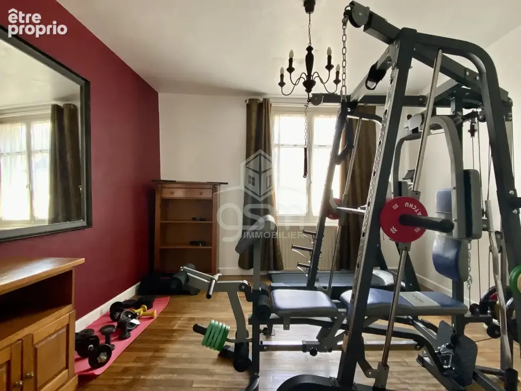 Maison 213 m² à Cormery  - photo 9