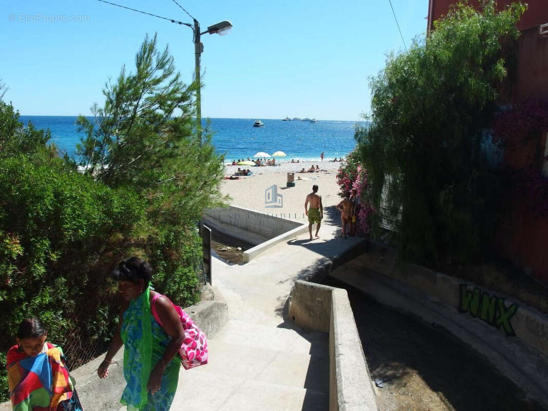Appartement à ROQUEBRUNE-CAP-MARTIN