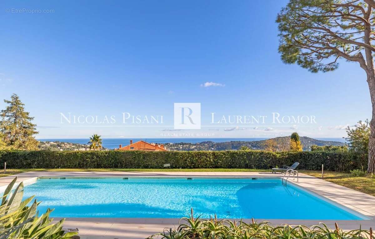 Appartement à VILLEFRANCHE-SUR-MER
