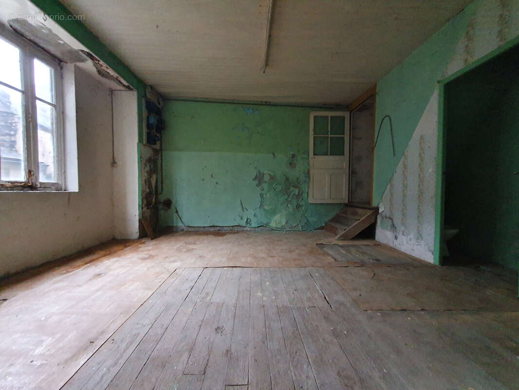 Maison de village au coeur du faubourg - photo 6