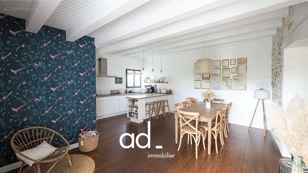 Maison à NIEUL-SUR-MER