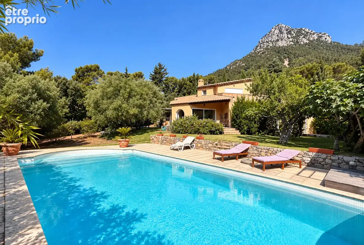 Maison à LA VALETTE-DU-VAR