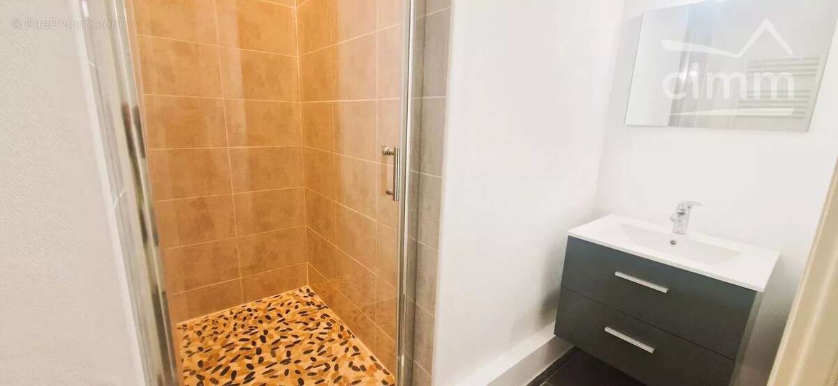 Appartement à LA TOUR-DU-PIN