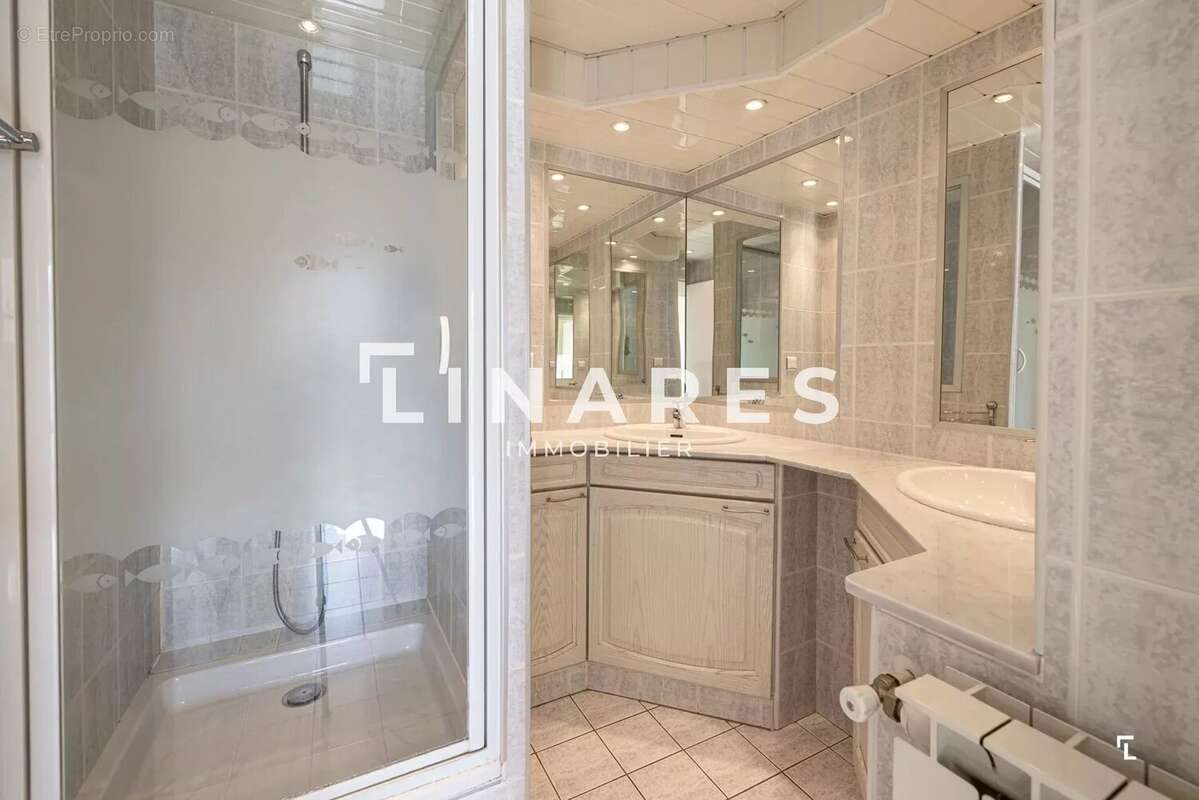 Appartement à MARSEILLE-10E