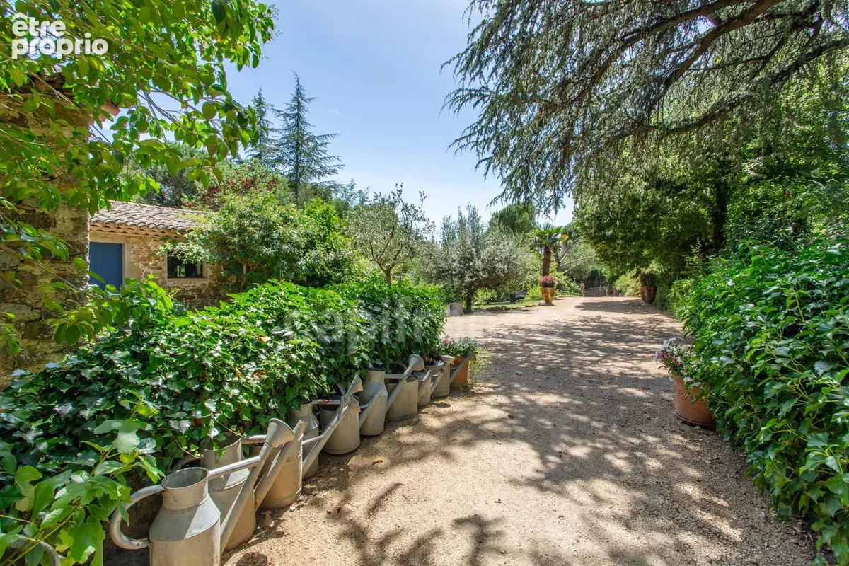 Mas à vendre 15 pièces  523 m2 avec Gîte 14 pers.SAINT SEBASTIEN D'AIGREFEUILLE (30) Terrain + de 7 ha boisé - photo 2