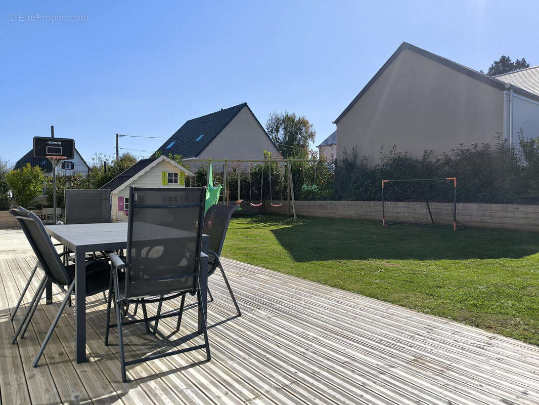 Maison à SOMMERVIEU