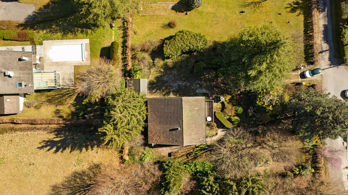 Maison à DOUSSARD