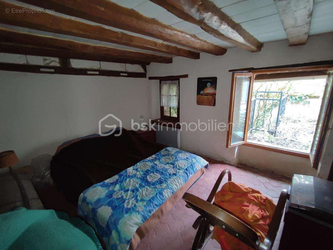 Maison à VILLENEUVE-L&#039;ARCHEVEQUE