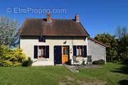 Maison à CHARRIN