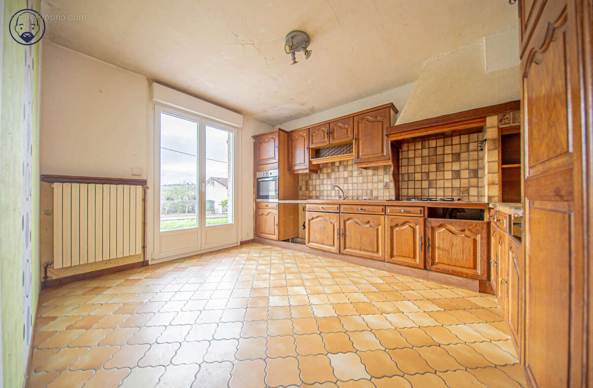 Maison à COMMERCY