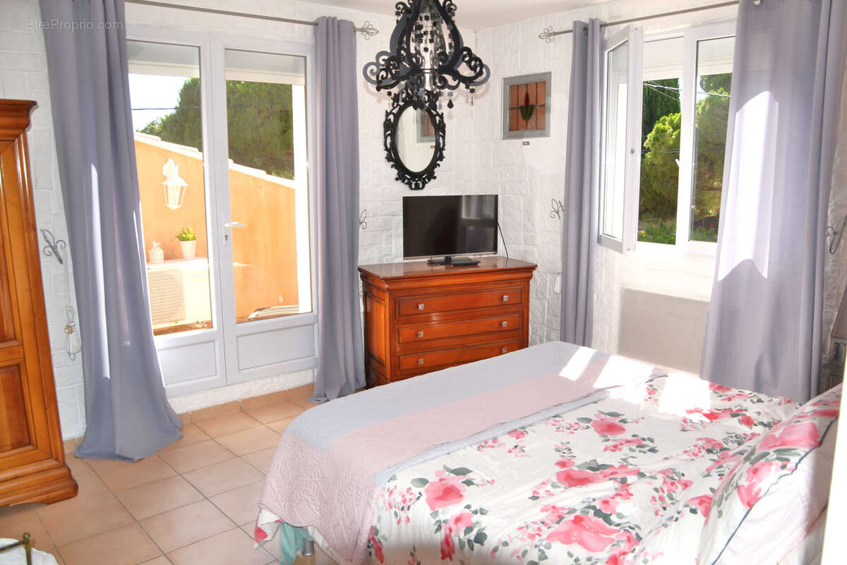 Maison à SIX-FOURS-LES-PLAGES