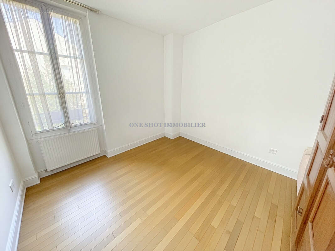 Appartement 57 m² à Orleans  - photo 7