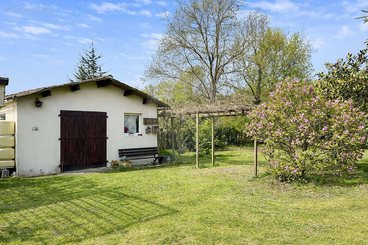Maison à ETAULES