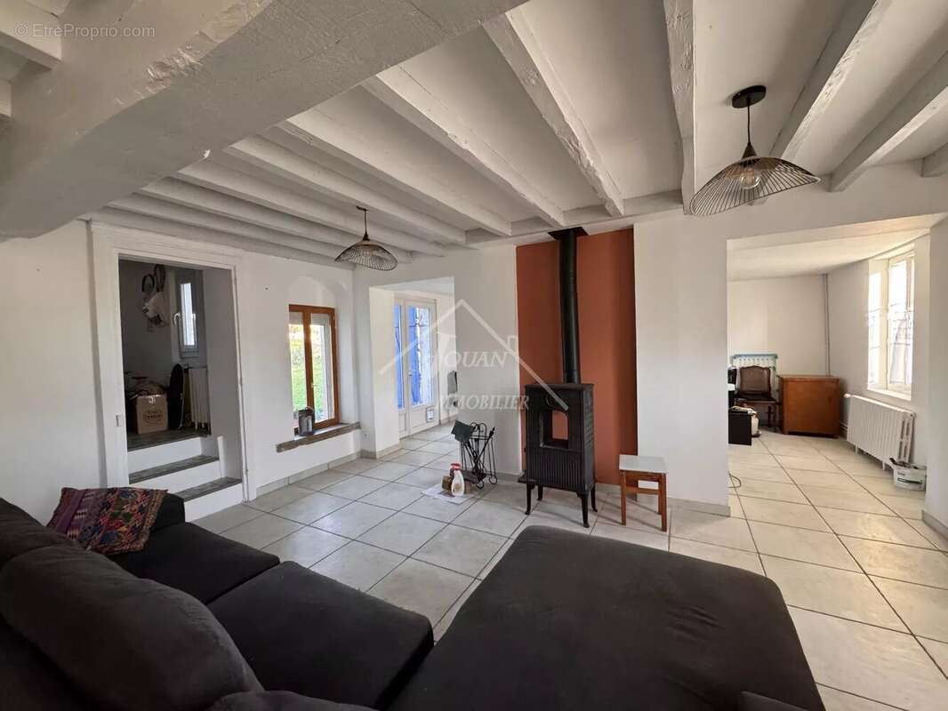 Maison à GANNAY-SUR-LOIRE