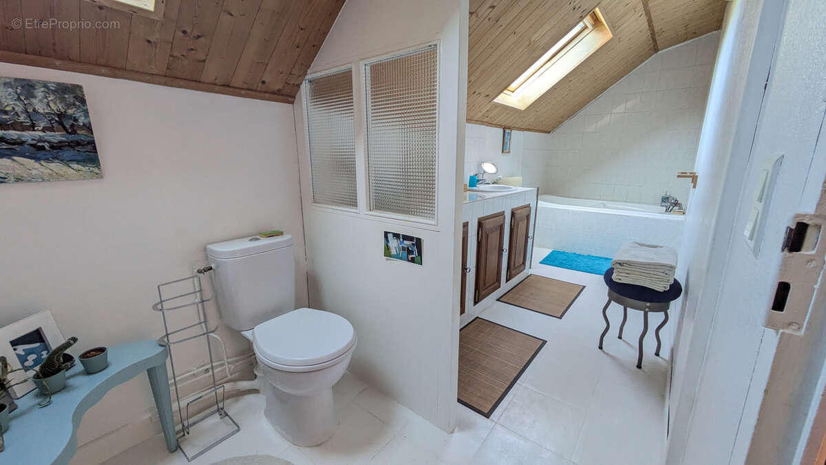 Maison à CHATELGUYON