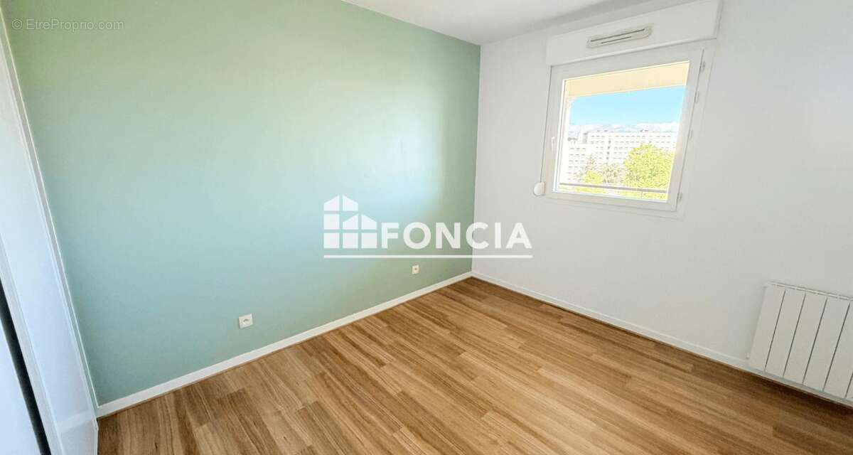 Appartement à LYON-8E