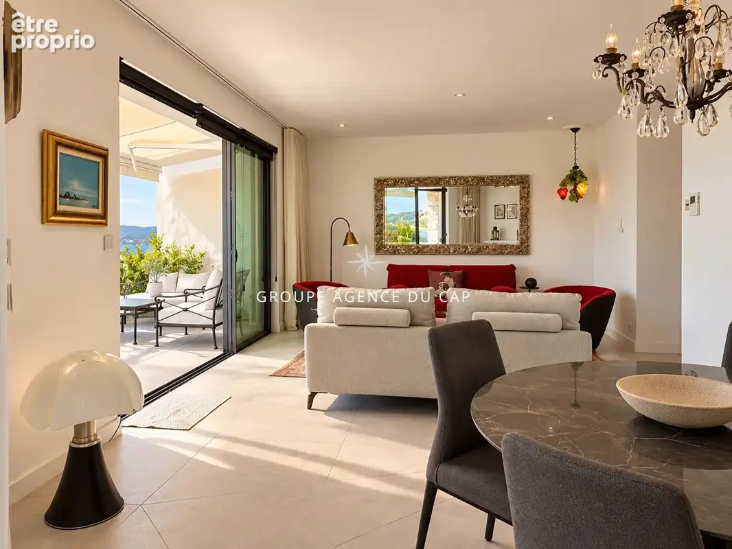 Appartement en dernier étage vue mer panoramique proche du centre de sainte maxime - photo 9