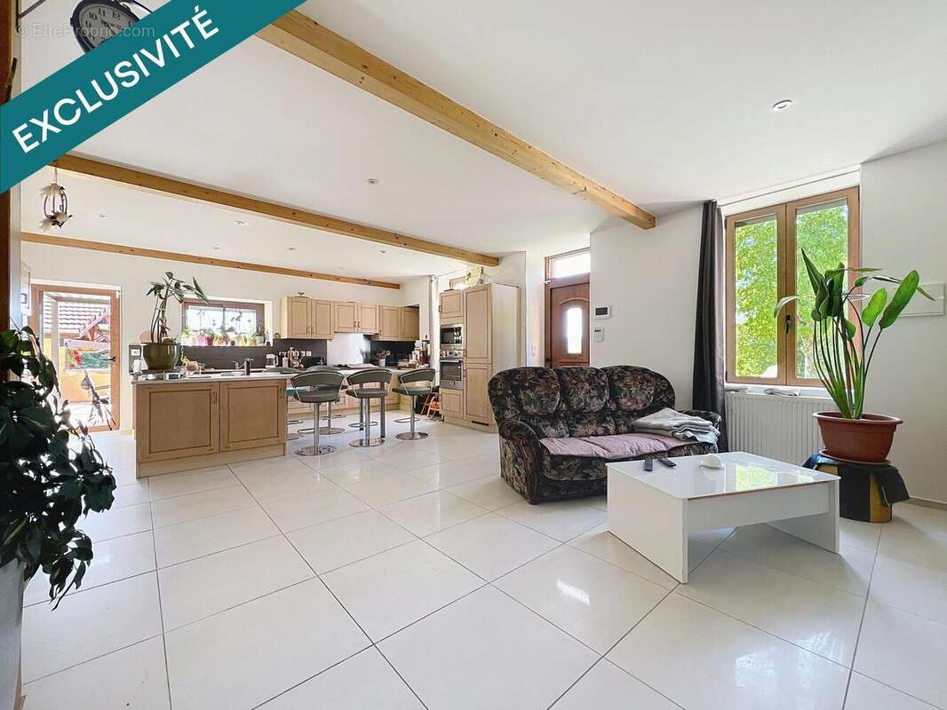 Photo 2 - Maison à VIRIEU