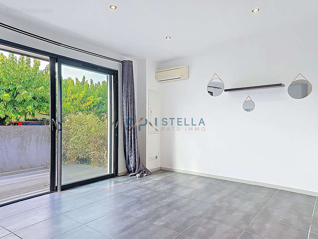 Appartement à CAURO