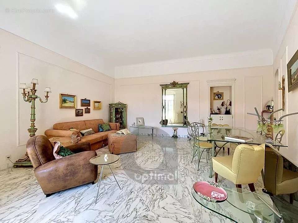 Appartement à MENTON