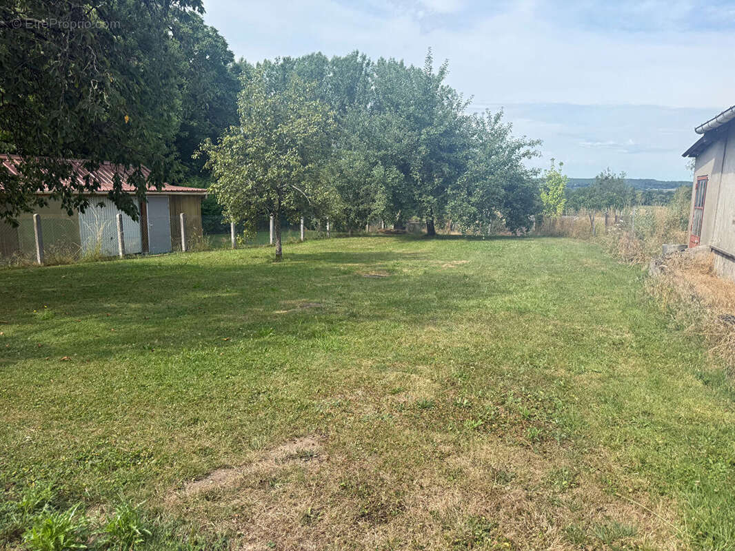 Maison à THAON-LES-VOSGES