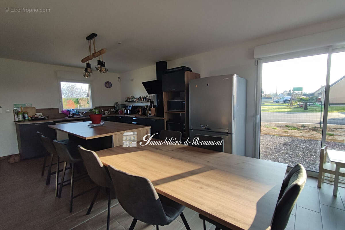 Maison à PONT-L'EVEQUE