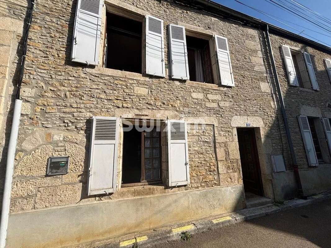 Propriété de caractère de 268 m² avec tour médiévale - photo 20