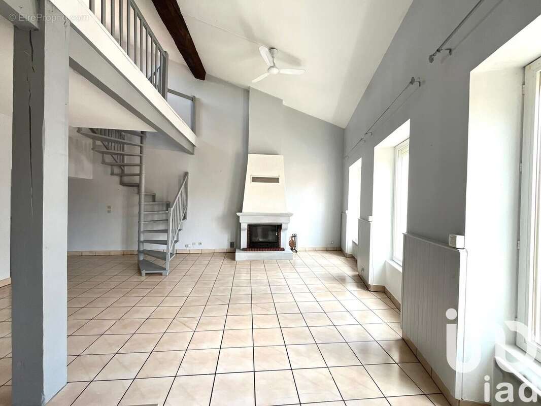 Photo 3 - Appartement à SAINT-ETIENNE