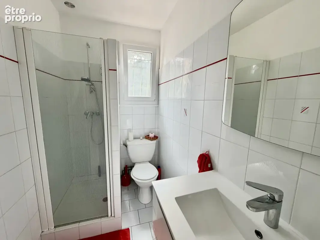 Nîmes Camplanier, belle villa T5 avec piscine sur terrain de 2100 m2 avec dépendance et mazet. - photo 11