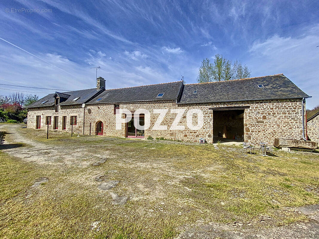 Maison à LOUVIGNE-DU-DESERT